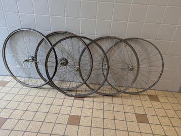 gratis tubevelg wielen met Campagnolo naven