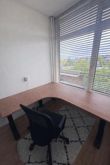Verstelbaar Zit-sta Bureau - Hoekmodel