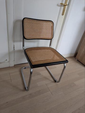 Gratis Retro Stoel met Rotan Zitting