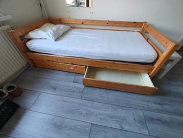 !! Gratis!! Eenpersoons bed 90x200