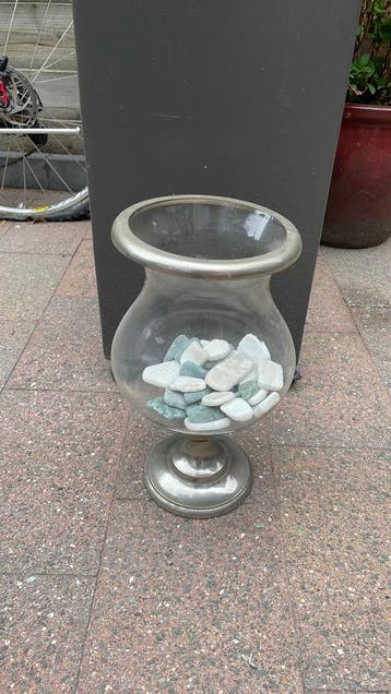 Windlicht met steentjes