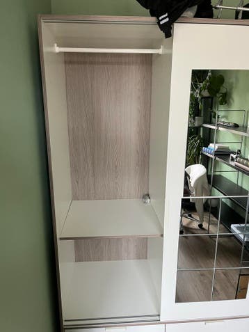 Gratis kast (Pax/Plasta/Lastare) en Malm ladekast in Amsterd