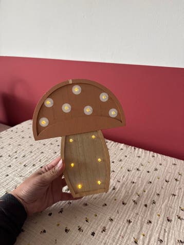 Gratis Paddestoel lampje op batterijen - Papendrecht