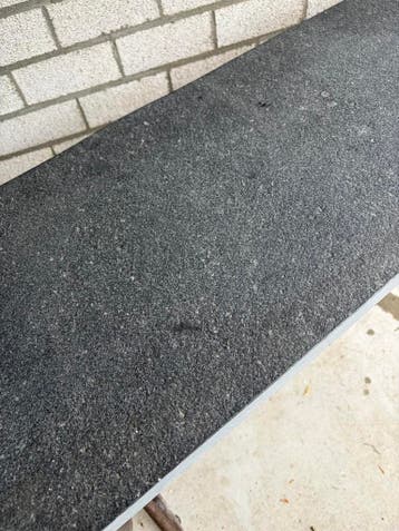 Robuuste natuursteen sidetable - 140x80x38 cm