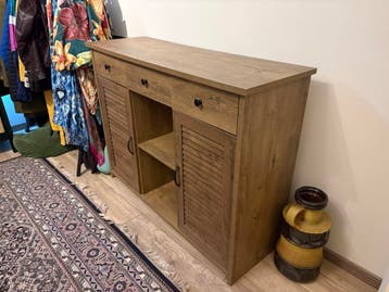 JYSK meubel met lades en deuren