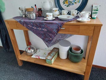 Wandtafel/Sidetable van hout
