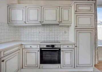 Gratis keuken - Hoekkeuken met inbouwapparatuur