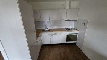 Complete hoekkeuken met apparatuur