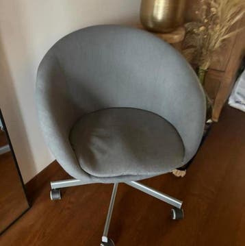 GRATIS Comfortabele en stijlvolle grijze bureaustoel