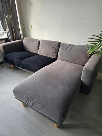 Gratis L-vormige bank (235x160cm)