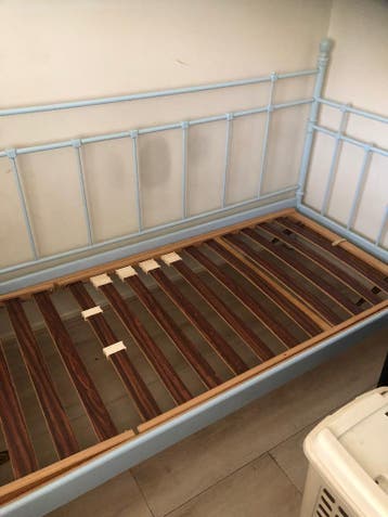 1 persoonsbed 90x210 lichtblauw metaal