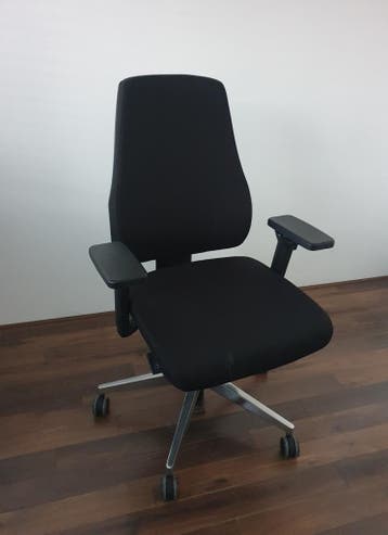 Professionele verstelbare zwarte  bureaustoel