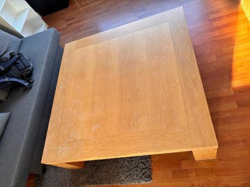 Vierkante salontafel gratis af te halen