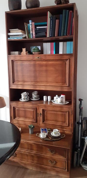Vintage houten boekenkast met secretaire en lades