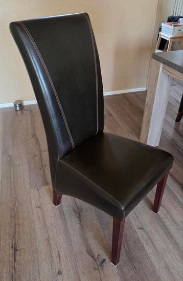 6 donkerbruine leren eetkamerstoelen