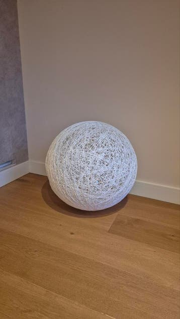 Moderne Witte Hanglamp - Bolvormig Design