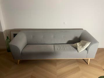 Gratis bank met hocker