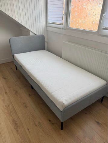 Eenpersoonsbed 90x200 cm - Netjes en Comfortabel