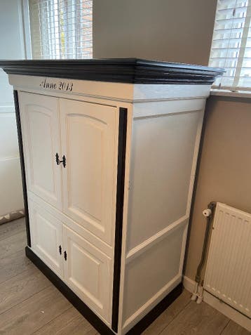 Gratis televisie kast