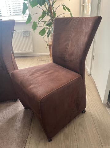 eetkamer stoelen bruin