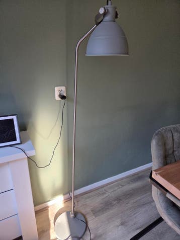 Gratis staande lamp