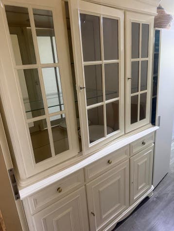Buffetkast / Opbergkast met glazen deuren en lades