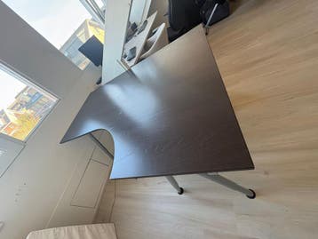 Hoekbureau Zwart/Donkerbruin - Ruim en Praktisch