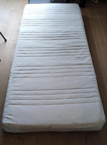 Gratis IKEA Matrand matras 90x200 cm