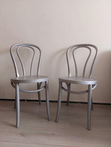 Gratis Set van 2 zilverkleurige vintage IKEA OLGA stoelen