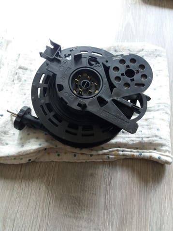 kabeltrommel haspel stofzuiger (Bosch serie 2)