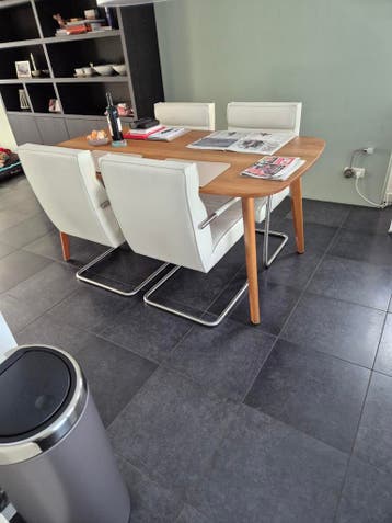 Eetkamerstoelen gratis af te halen