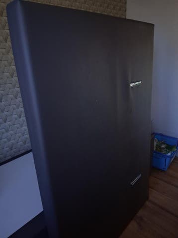 Headboard hoofdeinde van een tweepersoons boxspring