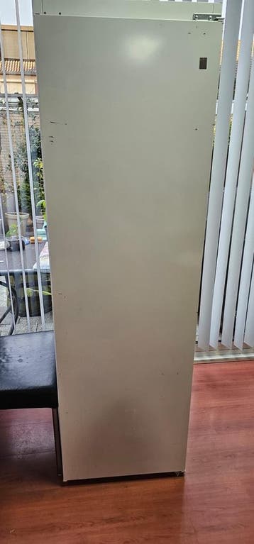 Whirlpool ARG 184701 Inbouw Koelvrieskoelkast - 2 jaar oud