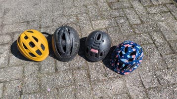 Collectie kinderhelmen - Diverse kleuren en maten