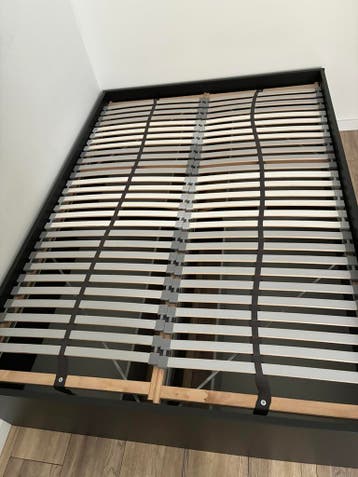 Bedframe Brimnes 140cm bij 200cm