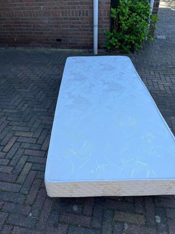 Boxspring onderstel 90 x 200 cm GRATIS‼️