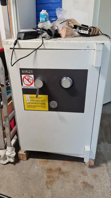 Robuuste LIPS Bankkluis met Tijdvertraging en Sleutelslot