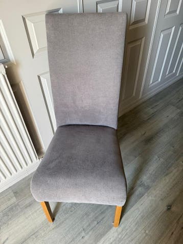 Eetkamerstoel taupe GRATIS