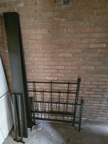 1 pers. Ledikant chroom b 90cm x l. 200cm