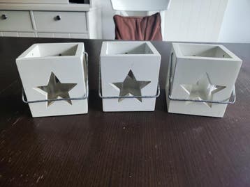 Set van 3 witte houten kandelaars met ster (bijna) gratis