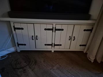 Hoek TV meubel op maat gemaakt - Landelijke stijl