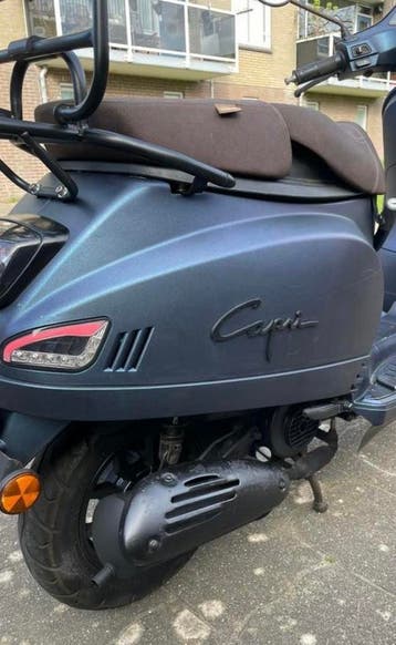 Gevraagd achterkap rechts China GY6 Midnight Blue