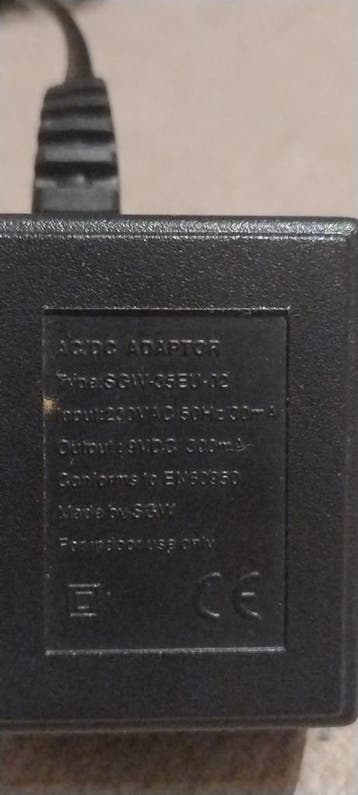 AC/DC Adapter SGW-35EU-02 - 9VDC 300mA Voeding