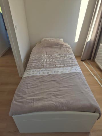 Bed inclusief elektrisch verstelbare lattenbodem