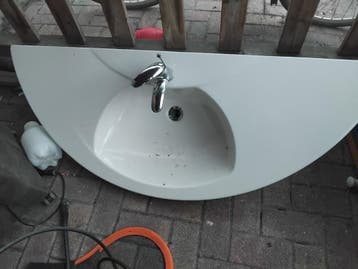 Marmeren wasbak met kraan en stop - compleet en onbeschadigd