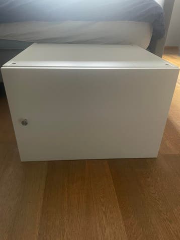 Gratis afhalen 2 Ikea kastjes