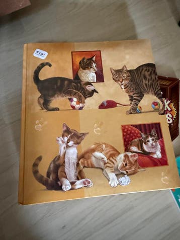 Fotoboek met kattenafbeeldingen