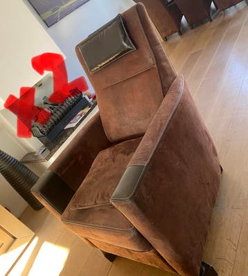 Comfortabele bruine fauteuil - gratis