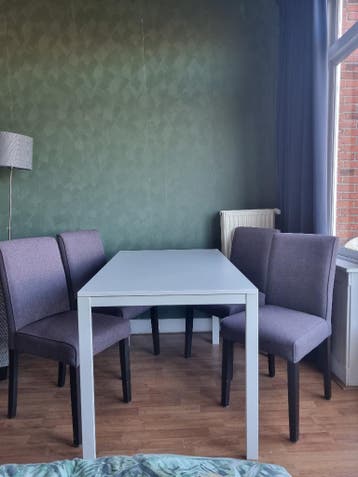 Gratis tafel en stoelen