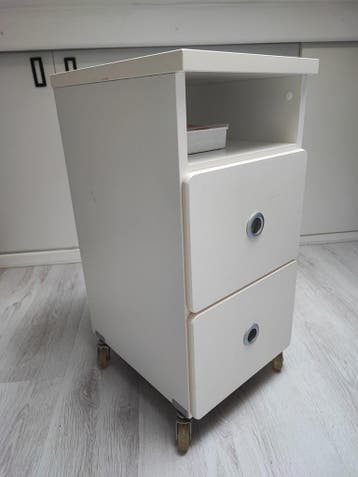 Gratis Trolley (bureau kastje met wieltjes)